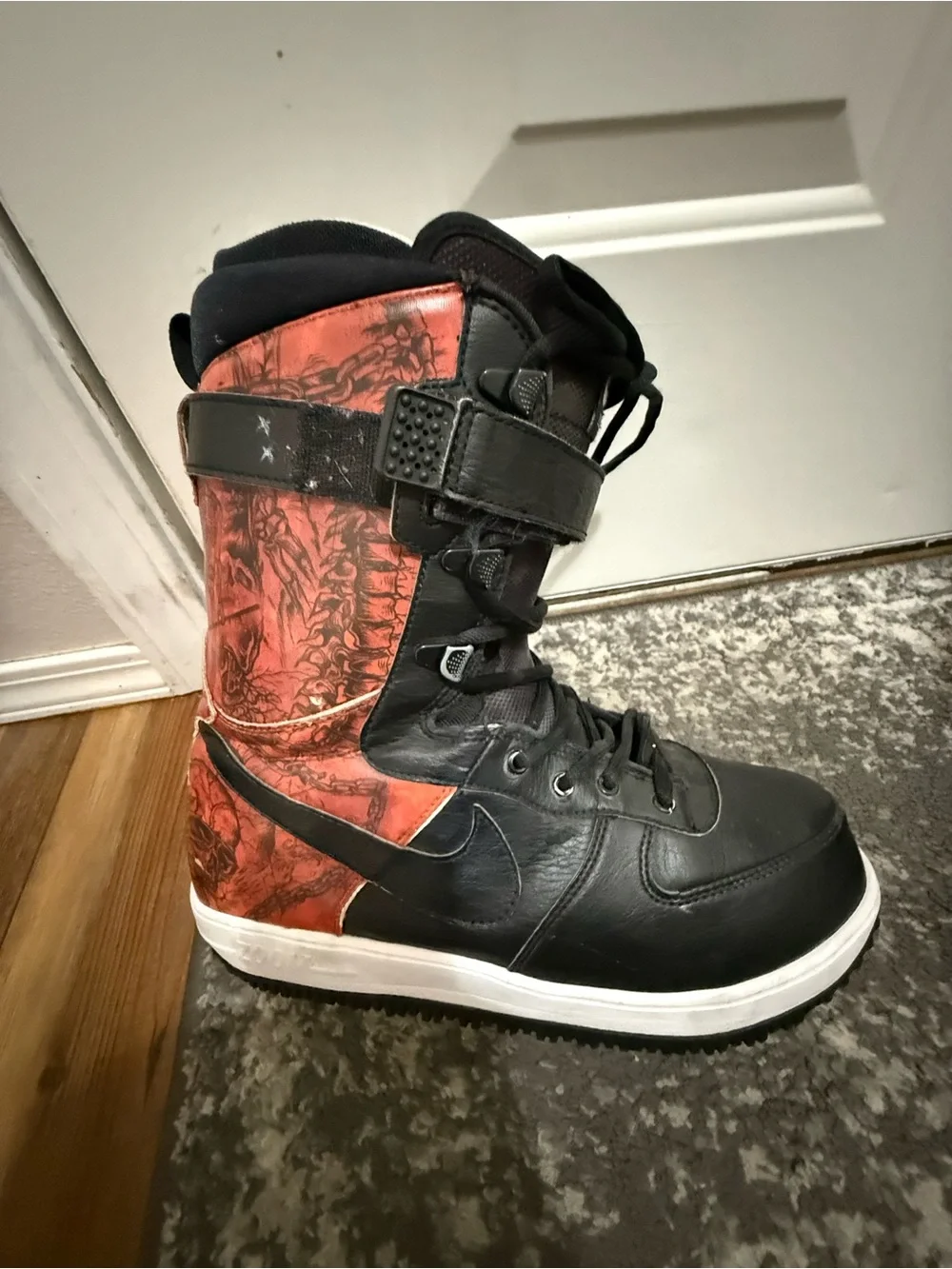 Nike Zoom Force 1 Men’s Snowboard Boots - Size 10